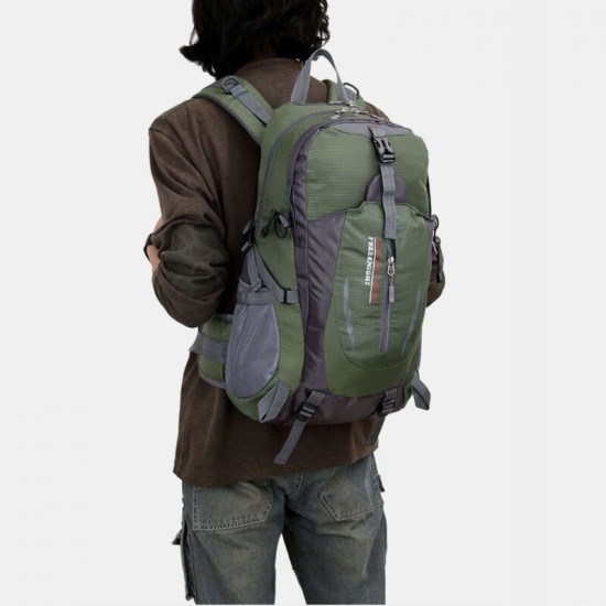 Men Large Capacity 40L Multi-pockets Anti-scratch Load-bearing Mountaineering Multifunctional Buckle Outdoors Backpack Men Large Capacity 40L Multi-pockets Anti-scratch Load-bearing Mountaineering Multifunctional Buckle Outdoors Backpack