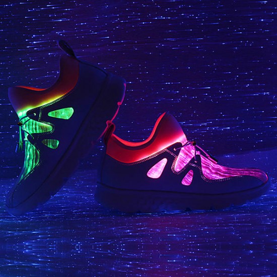 Light Up Shoes USB Charging Colorful LED Walking Sneakers Light Up Shoes USB Charging Colorful LED Walking Sneakers