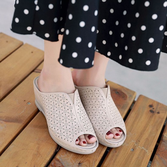 Women Breathable Hollow-out Peep Toe Wedges Sandals Women Breathable Hollow-out Peep Toe Wedges Sandals