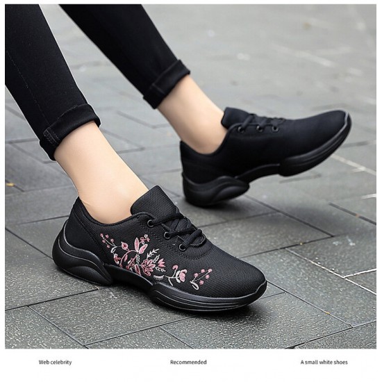 Women Casual Embroidery Flowers Knitted Lightweight Breathable Sneakers Women Casual Embroidery Flowers Knitted Lightweight Breathable Sneakers
