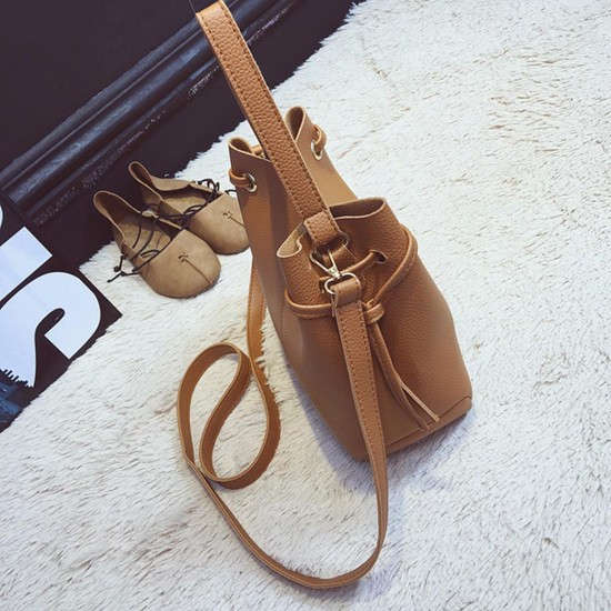 Two Piece Women PU Leather Tote Handbag Crossbody Bag And Clutch Wallet Two Piece Women PU Leather Tote Handbag Crossbody Bag And Clutch Wallet