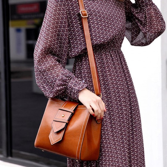 Women Leisure Solid Shoulder Bag Oil Wax Faux Leather Crossbody Bag Women Leisure Solid Shoulder Bag Oil Wax Faux Leather Crossbody Bag