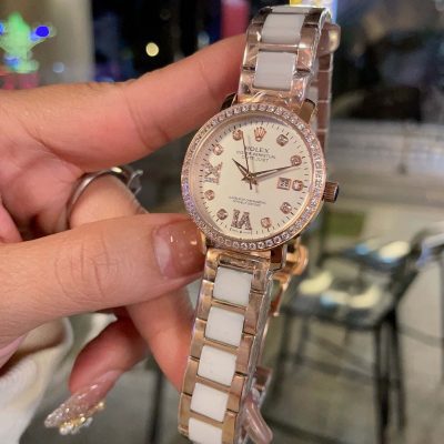 R 003 watch