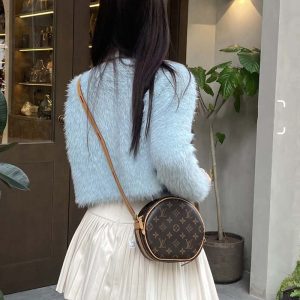 L982345 Shoulder bag