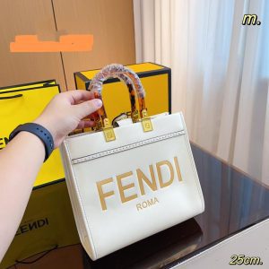 F 8800234 Handbag
