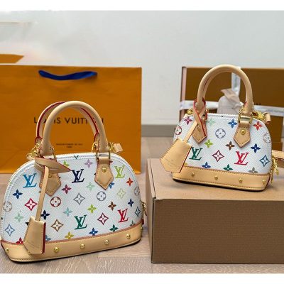 L5568211 handbag