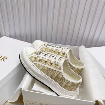H77865 shoes