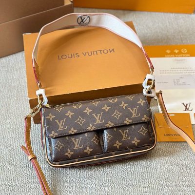 L24081002 handbag