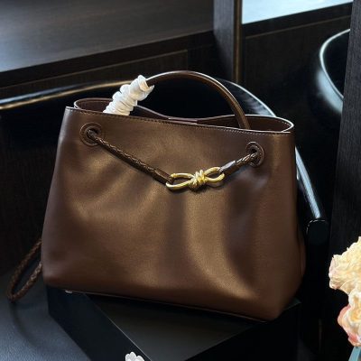 B241102265 bandbag