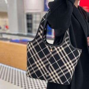 P 2503130012 handbag