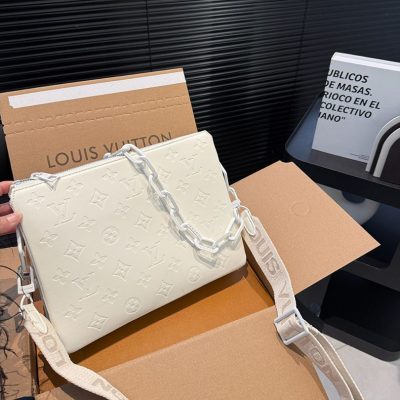 L443218560 handbag