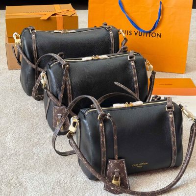 C2025670187 handbag