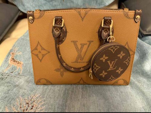 L568500 Shoulder bag photo review