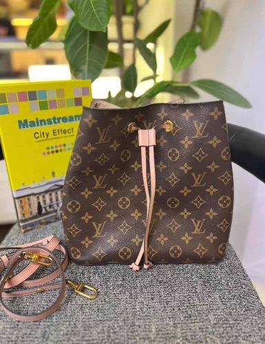 L044 Bucket Bag photo review