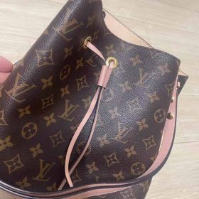 L044 Bucket Bag photo review