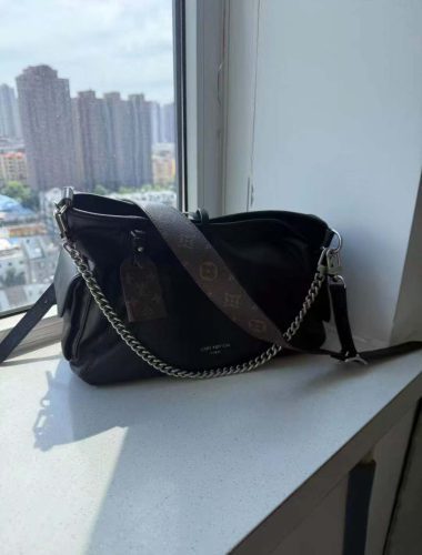 L20250509001 handbag photo review