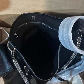 L20250509001 handbag photo review