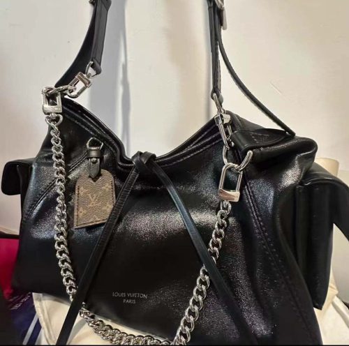 L20250509001 handbag photo review