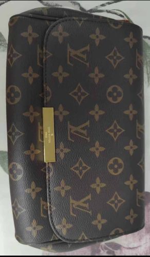 L8562174   Shoulder bag photo review