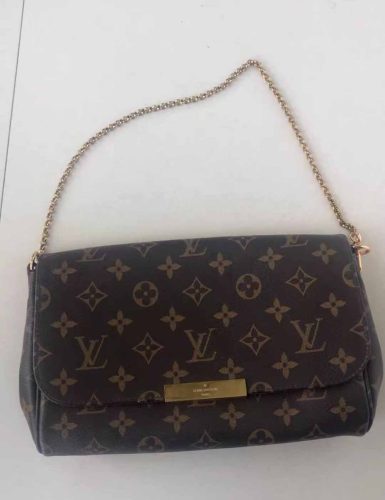 L8562174   Shoulder bag photo review