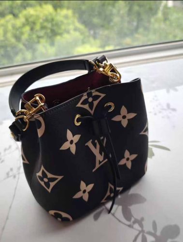 L003 Bucket Bag photo review