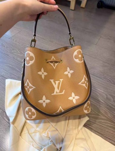 L003 Bucket Bag photo review