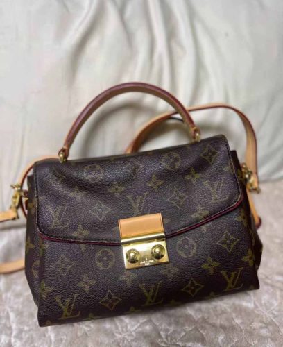 L89012 Handbag photo review