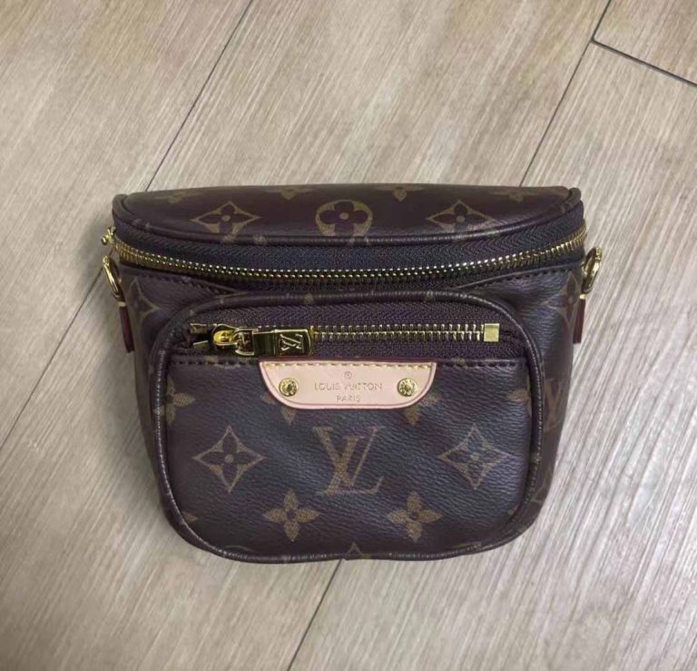 L00459912 handbag photo review