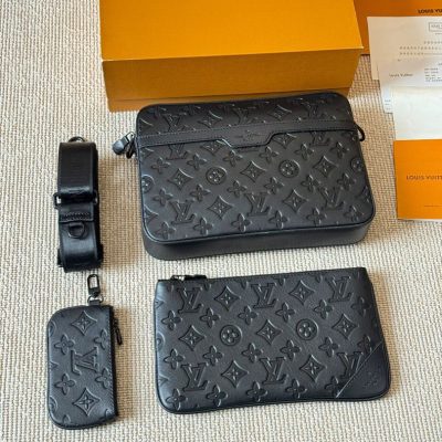 L25071602124 handbag
