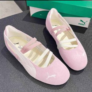 P 251223 womenshoes
