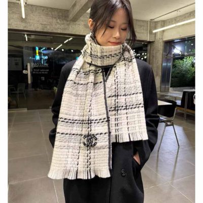 C 251208 shawl