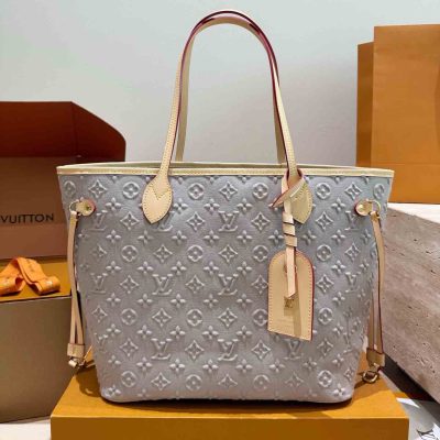 26671712 handbag