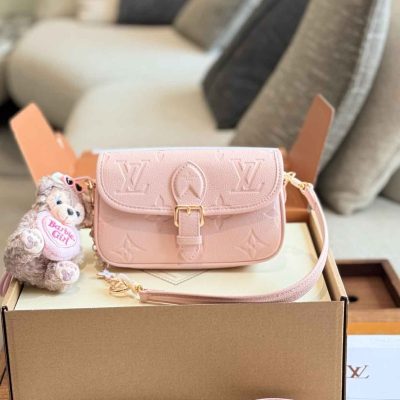 622351 handbag