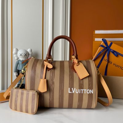26952311 handbag